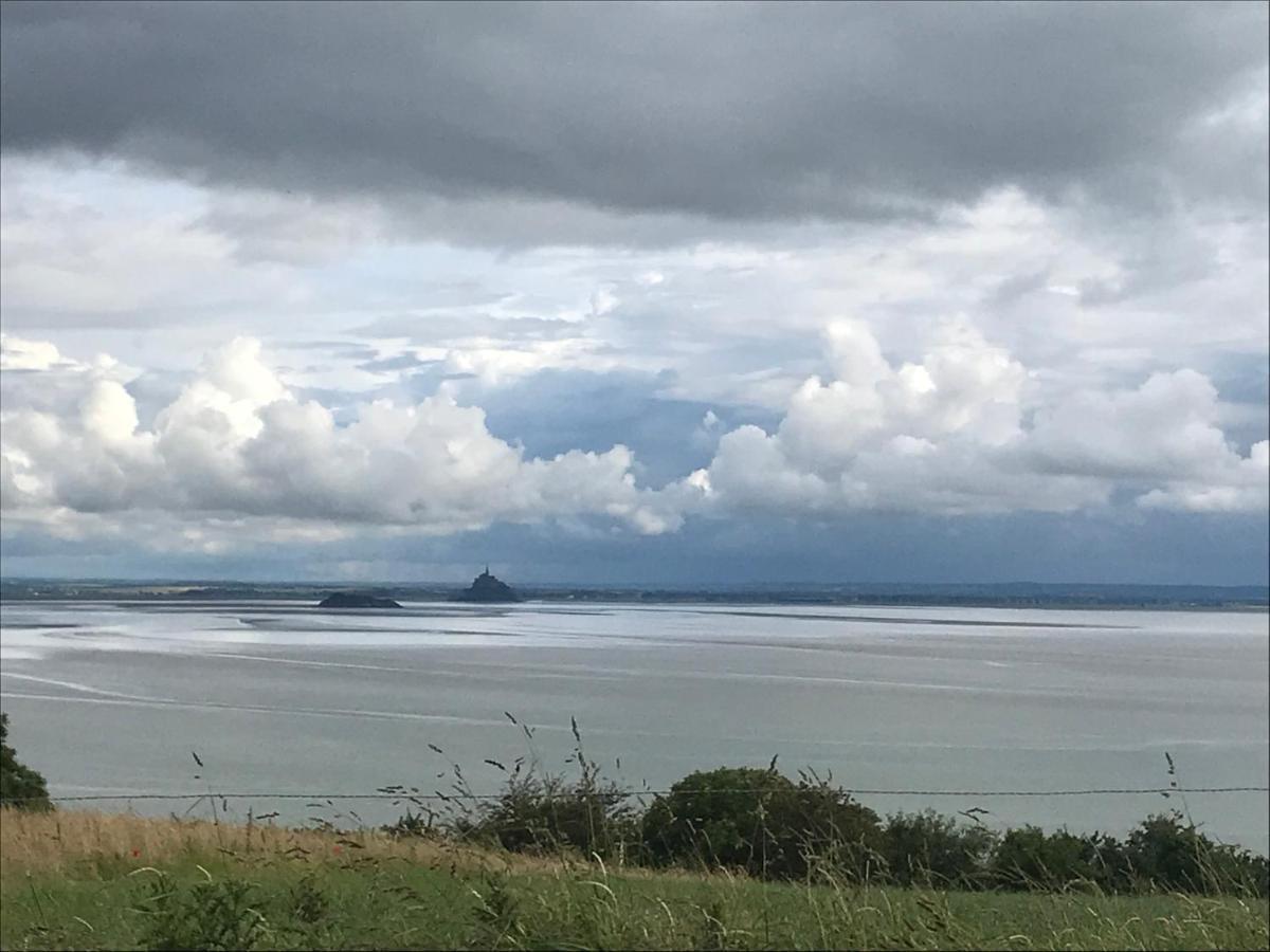 Gite Des Falaises De Champeaux Zewnętrze zdjęcie